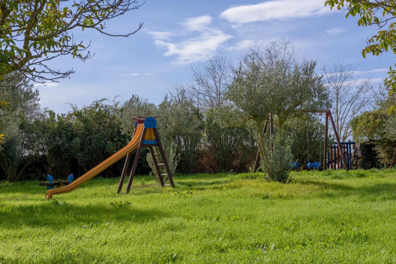 Agriturismo Nuragh'Elighe Sindia Bagian luar foto