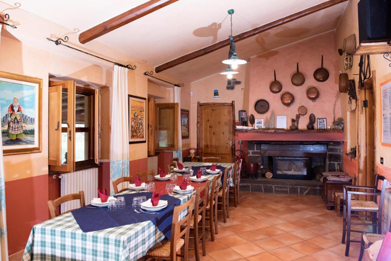 Agriturismo Nuragh'Elighe Sindia Bagian luar foto