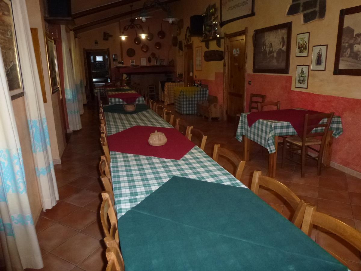 Agriturismo Nuragh'Elighe Sindia Bagian luar foto